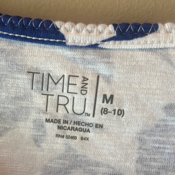 Absolutely Too Cute!!! Floral Top! Like New! - Picture 2 of 5